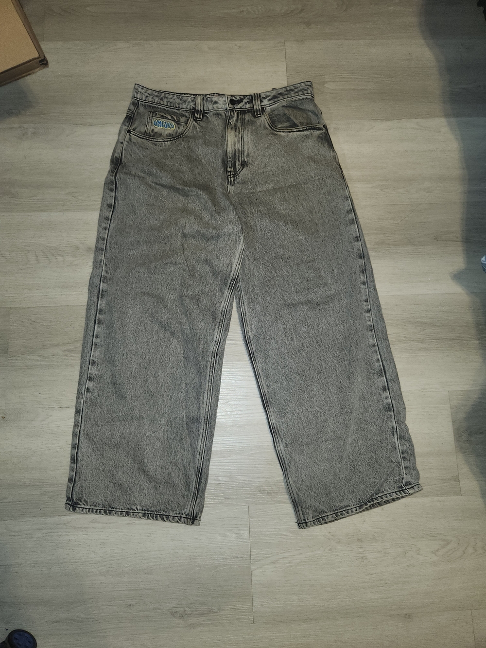 Empyre Gray Relaxed Wide-Leg Men's Jeans